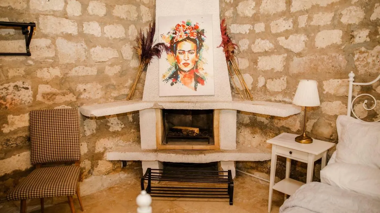 Firuze Alacati Hotel & Meyhane